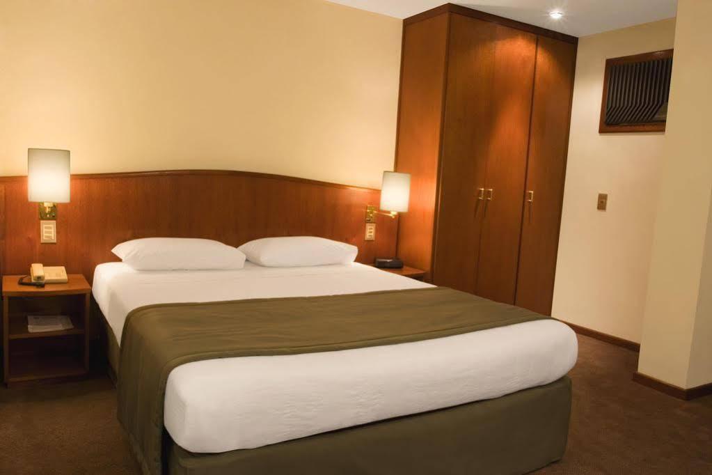 Hotel Moncloa São Paulo Kültér fotó