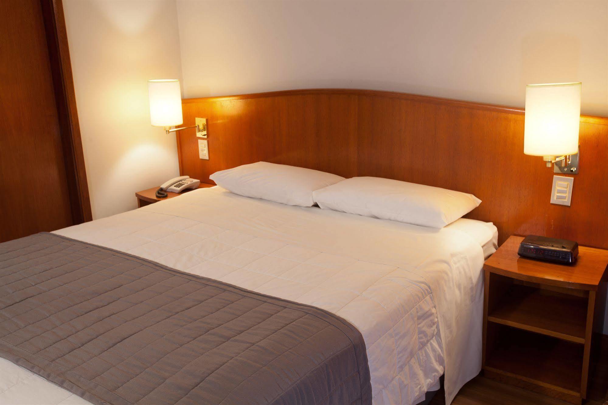 Hotel Moncloa São Paulo Kültér fotó